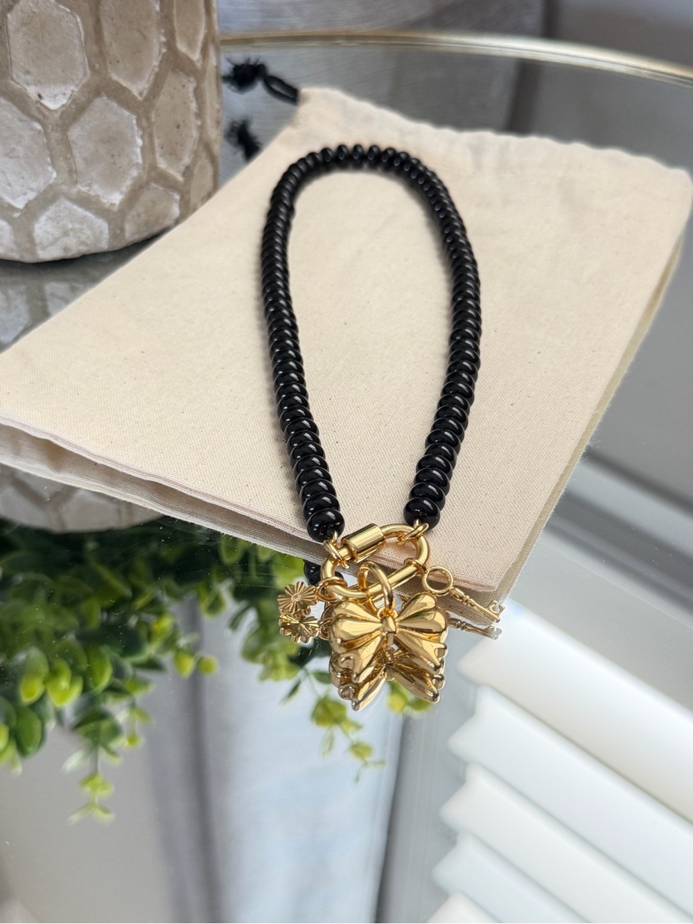 Madewell Semiprecious Bead Necklace Gold Bow Charm Key Black NWT